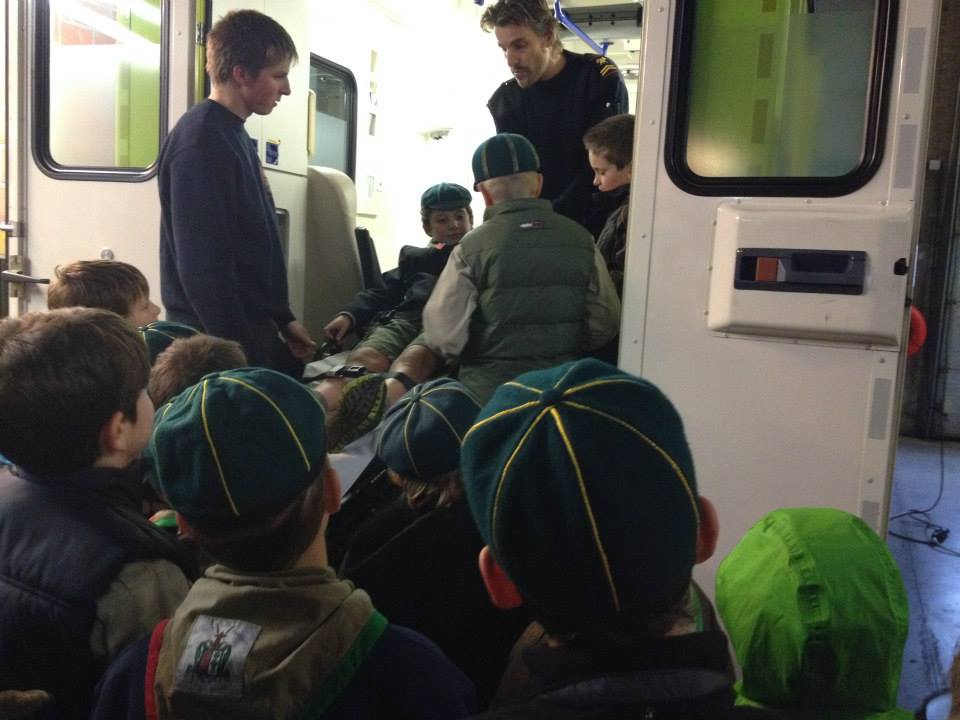 Sint-Martinus den XIIde - Bezoek Brandweer Welpen Kiewit